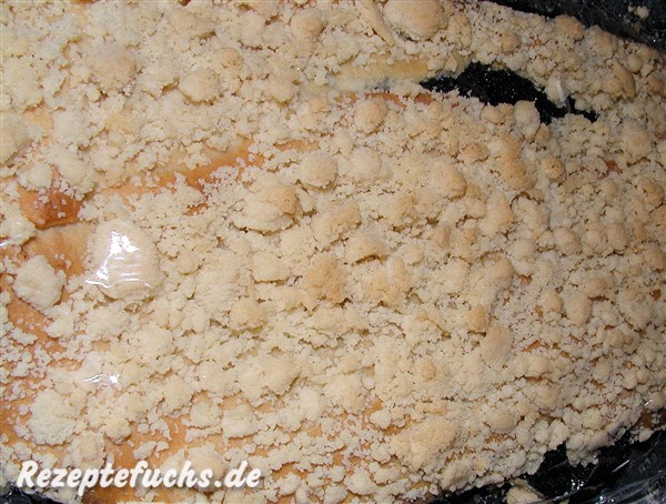 Mohnkuchen ganz