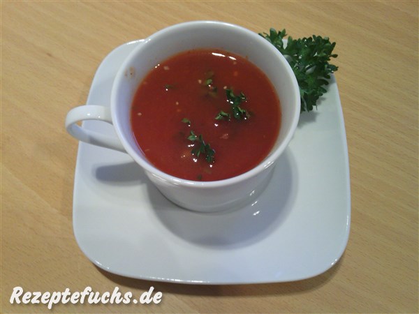 Pikante Tomatensuppe mit Ingwer