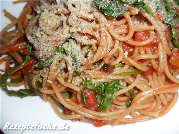 Spaghetti mit Chili-Tomatensoße