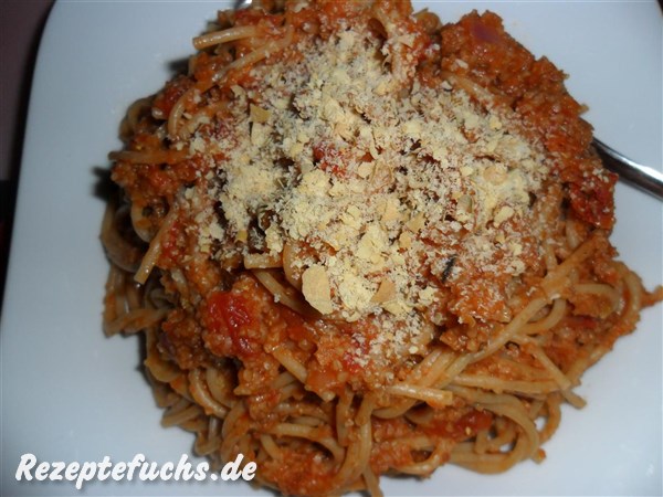 Spaghetti mit Grünkern-Bolognese