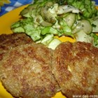 Grünkernbratlinge mit Salat