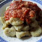 Kartoffelgnocchi mit Tomatensauce