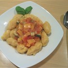 Kürbis-Gnocchi mit Tomaten-Paprika-Zucchini-Soße