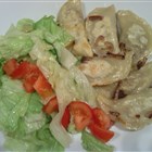 Pierogi mit Salat