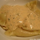 Ravioli mit Käse-Sahne-Soße