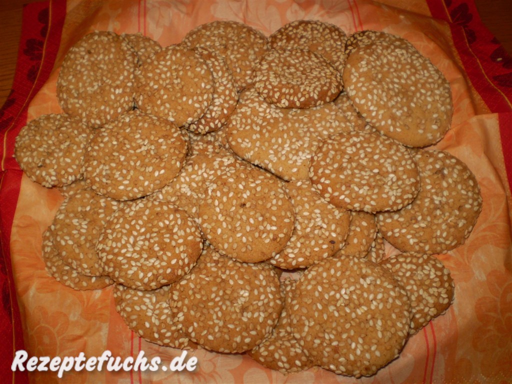 Erdnuss-Sesam-Plätzchen