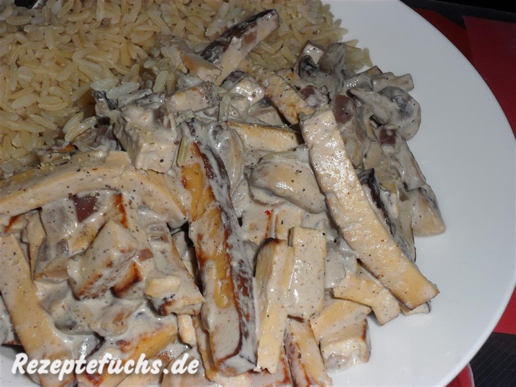 Räuchertofu mit Pilzsauce