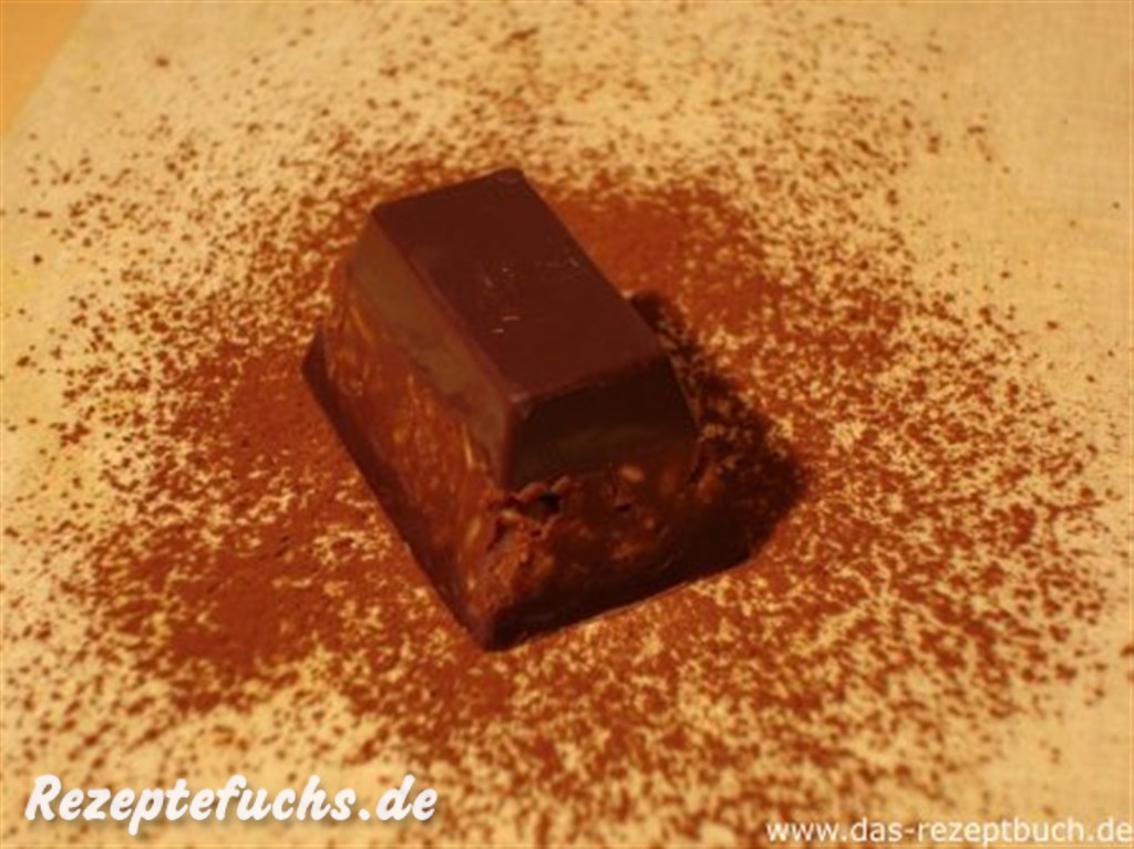 Schoko-Kokos-Nougat-Praline