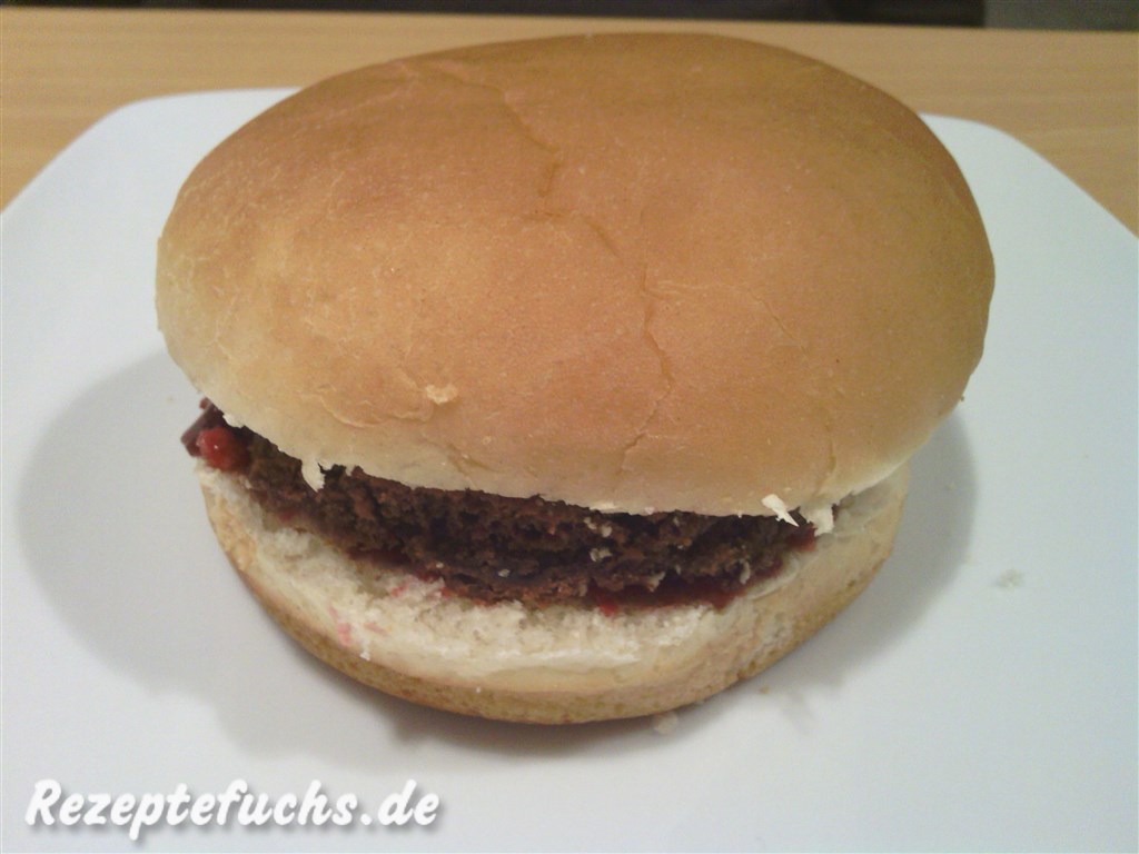 Süßer Burger mit Schokoladenpatty