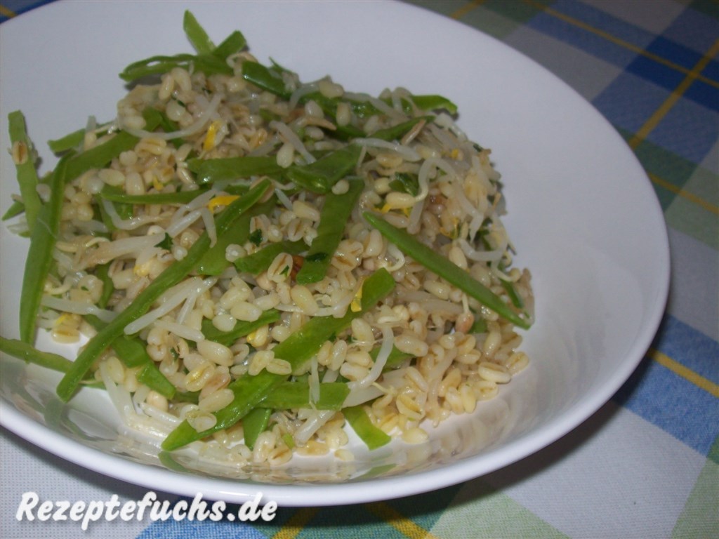 Zartweizensalat mit Sprossen