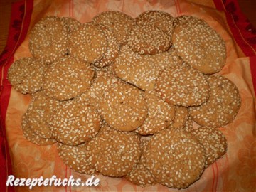 Erdnuss-Sesam-Plätzchen