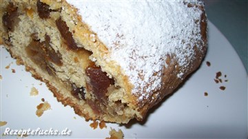 Früchte-Mandel-Stollen