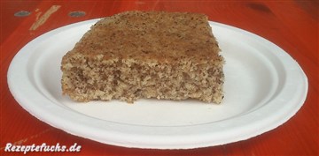 Saftiger Nusskuchen