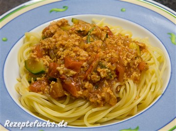 Spaghetti mit Zucchini-Bolognese