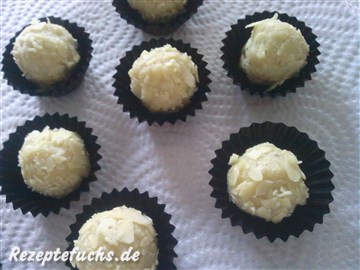 weiße Pralinen mit Mandeln